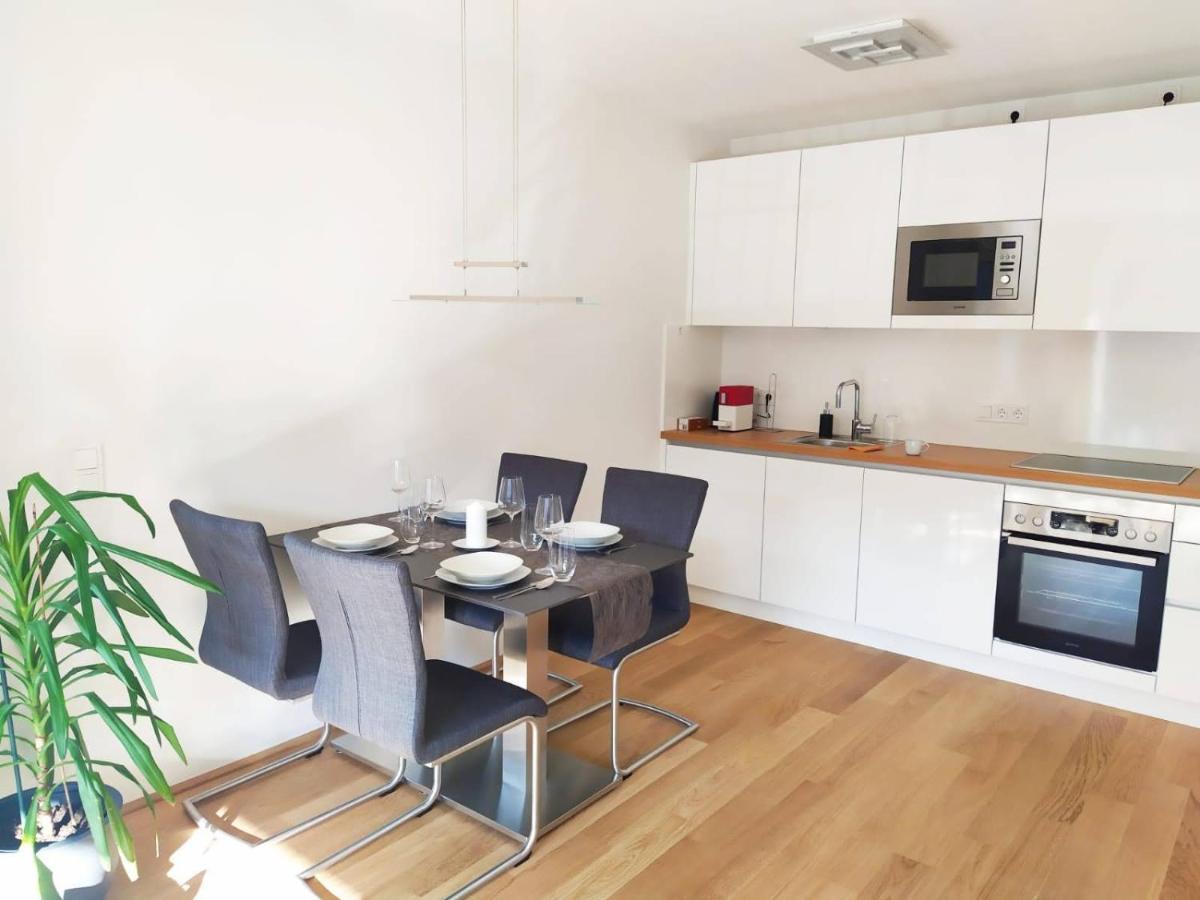 Deluxe Parkapartment Vienna City Center - Free Parking! Bagian luar foto